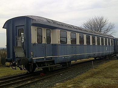 7058.003 im Bahnhof Obersch�tzen